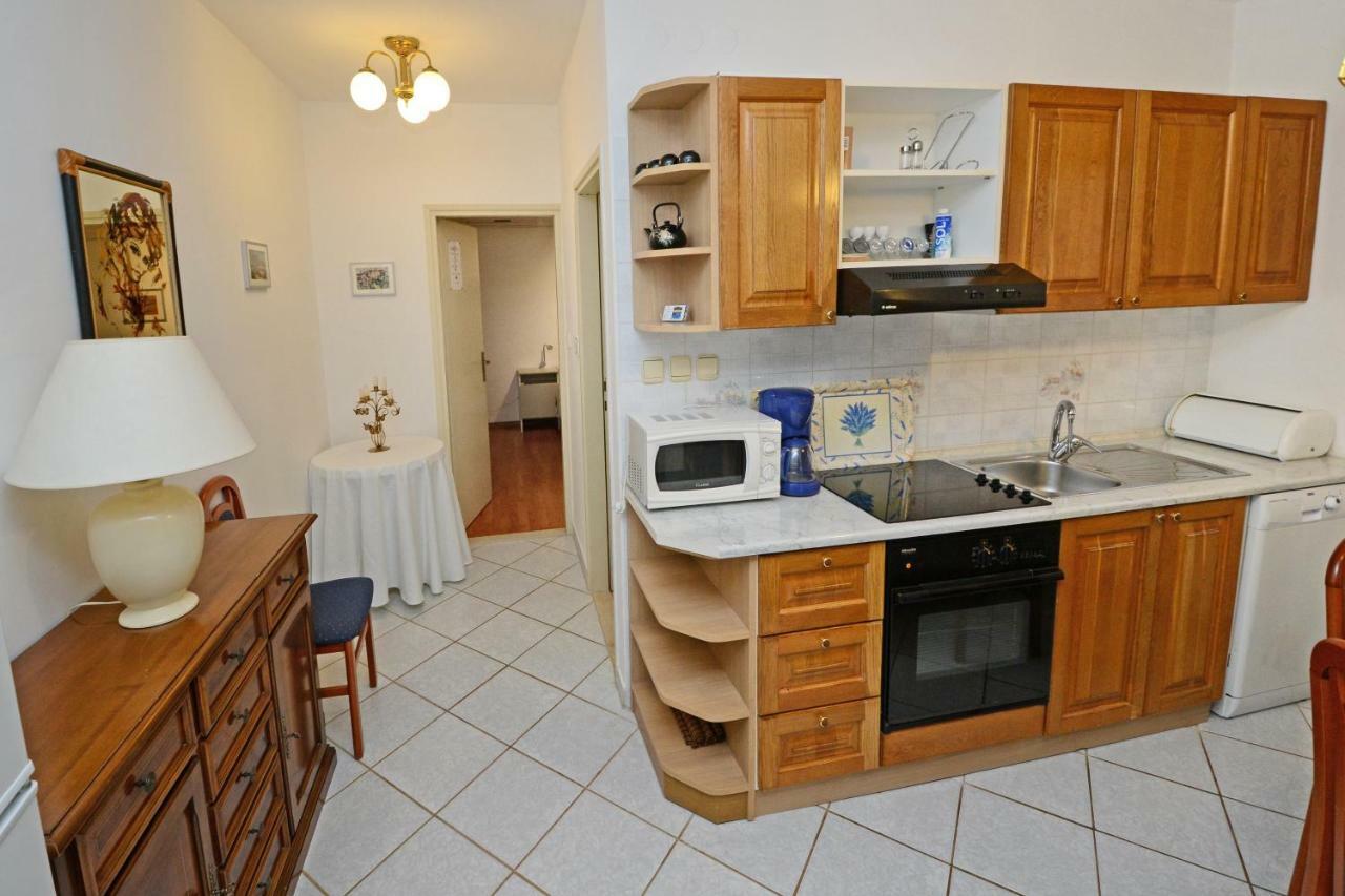 Apartments Pilic Rosini エクステリア 写真