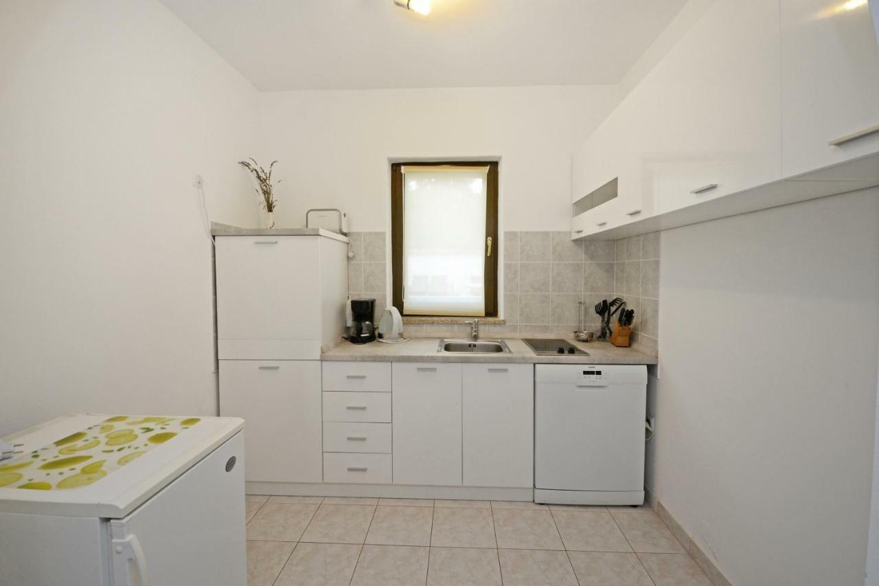 Apartments Pilic Rosini エクステリア 写真