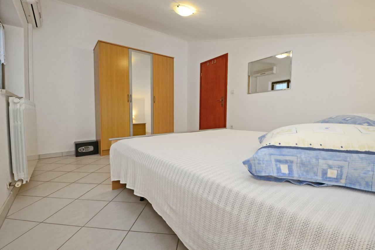 Apartments Pilic Rosini エクステリア 写真
