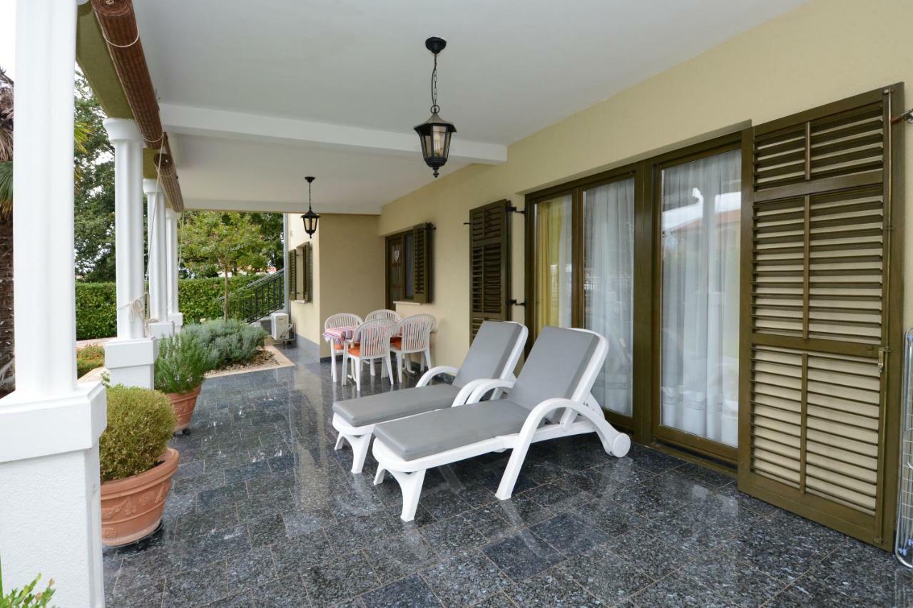 Apartments Pilic Rosini エクステリア 写真